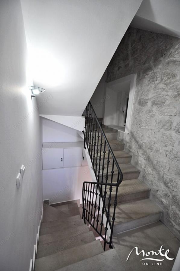 Renovated stone house a few steps from the sea 11
