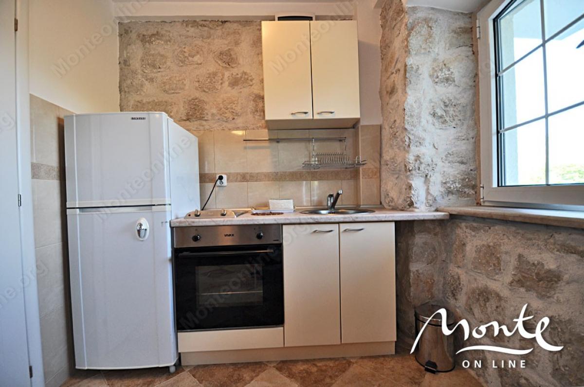 Renovated stone house a few steps from the sea 5