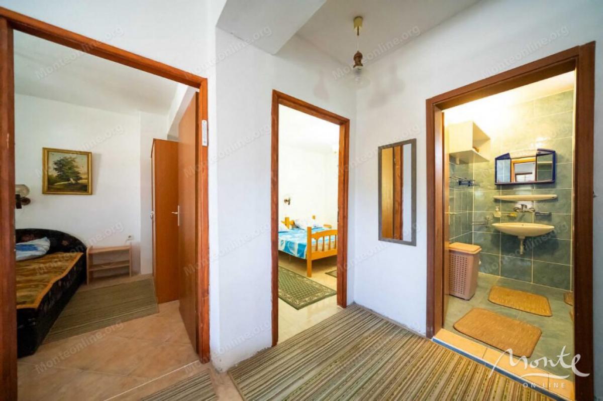 Kuća u Tivtu, 250m² 9