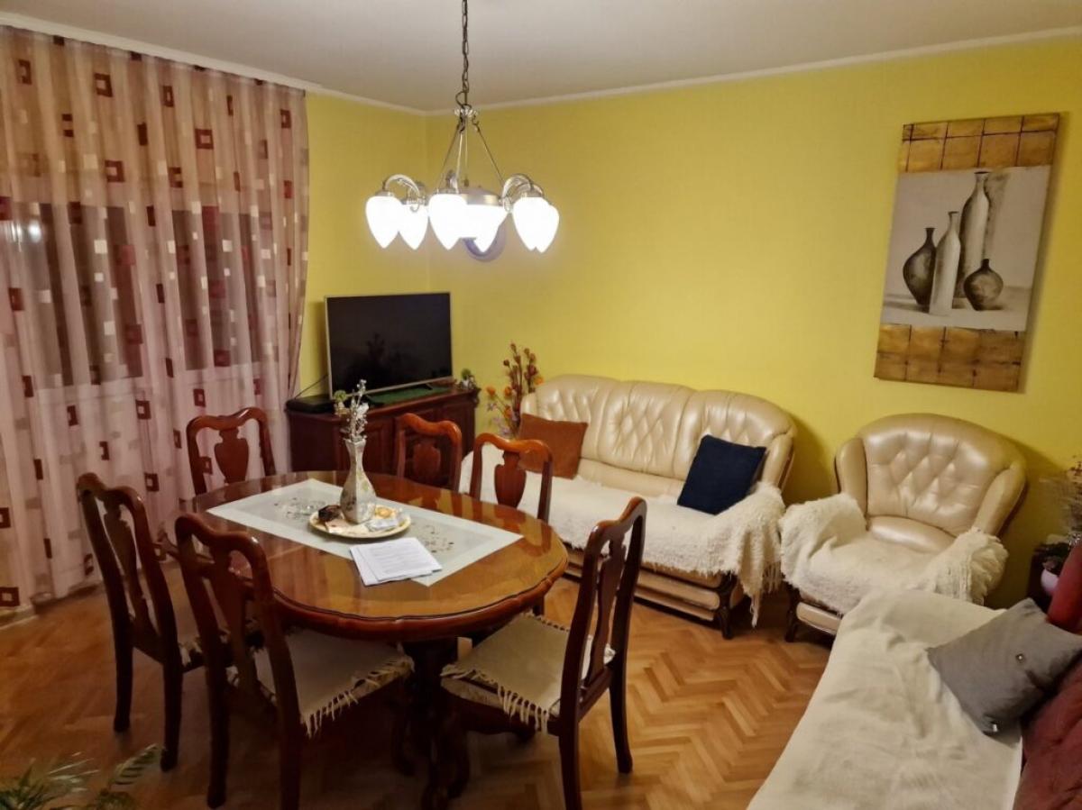 Furnished house with 3 bedrooms in Radovici village, Lustica 2