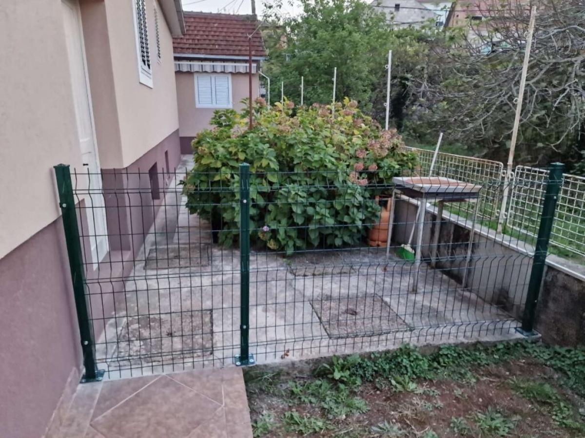 Furnished house with 3 bedrooms in Radovici village, Lustica 3