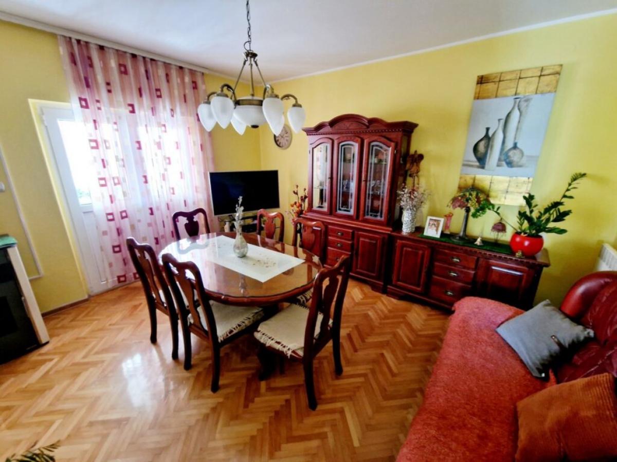Furnished house with 3 bedrooms in Radovici village, Lustica 8