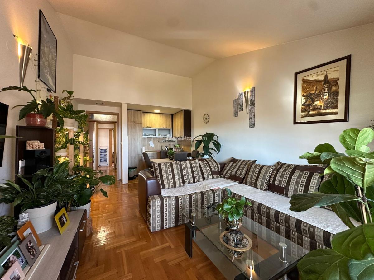 Two-room apartment with sea view and parking, Budva, Lazi 5
