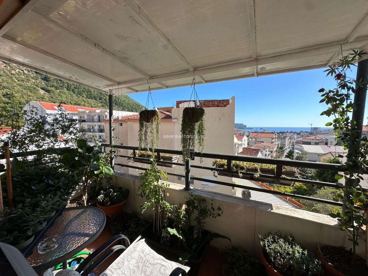 Two-room apartment with sea view and parking, Budva, Lazi 6