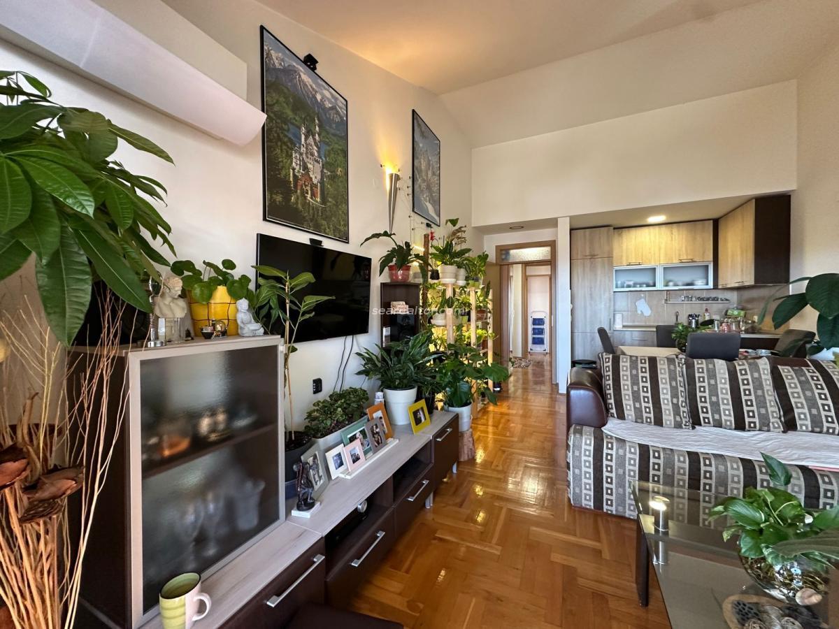 Two-room apartment with sea view and parking, Budva, Lazi 8
