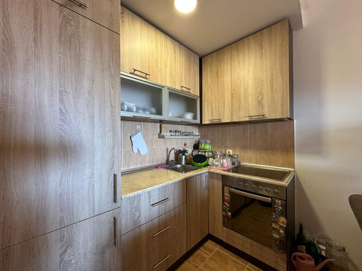 Two-room apartment with sea view and parking, Budva, Lazi 10