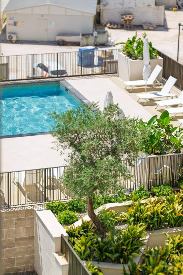 One bedroom apartment 55 m2 in the Boka Place complex, Tivat 2