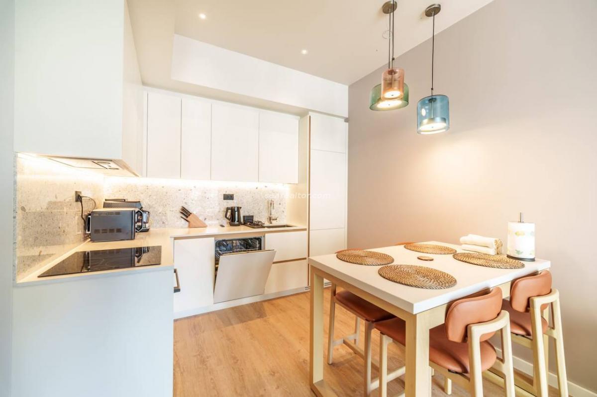 One bedroom apartment 55 m2 in the Boka Place complex, Tivat 15