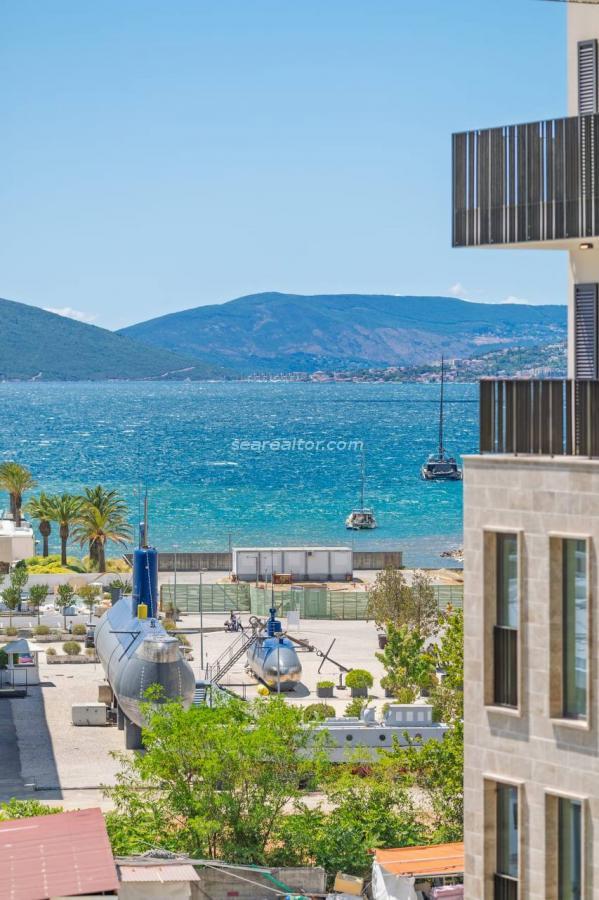 One bedroom apartment 55 m2 in the Boka Place complex, Tivat 31