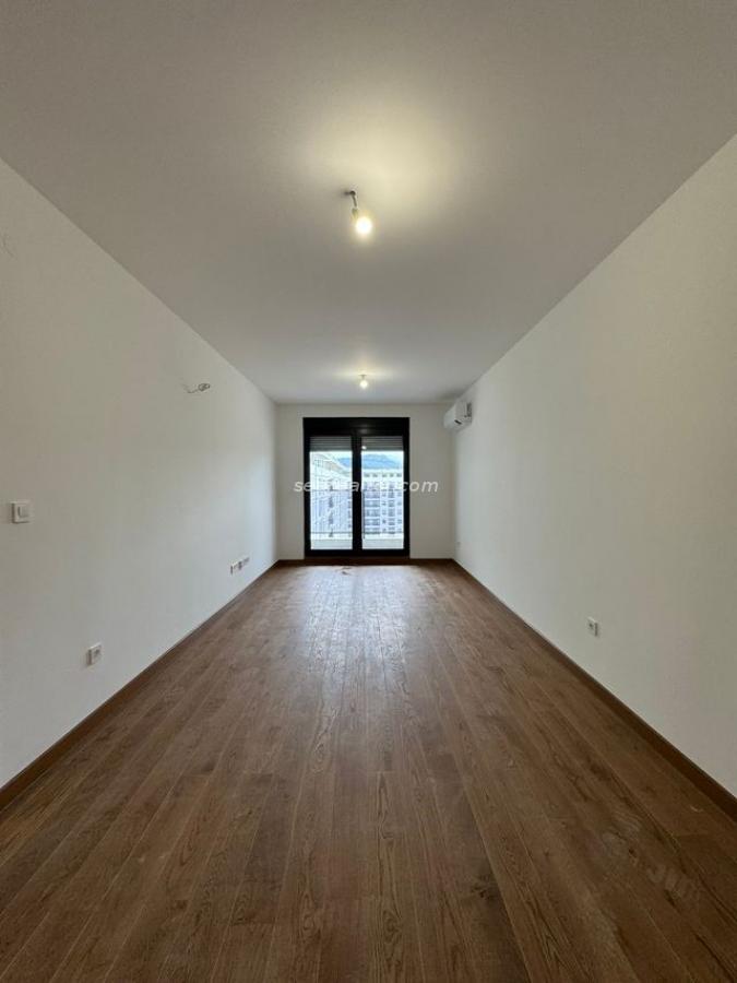 TWO-BEDROOM APARTMENT FOR RENT – GREEN LEVEL, PODGORICA 3
