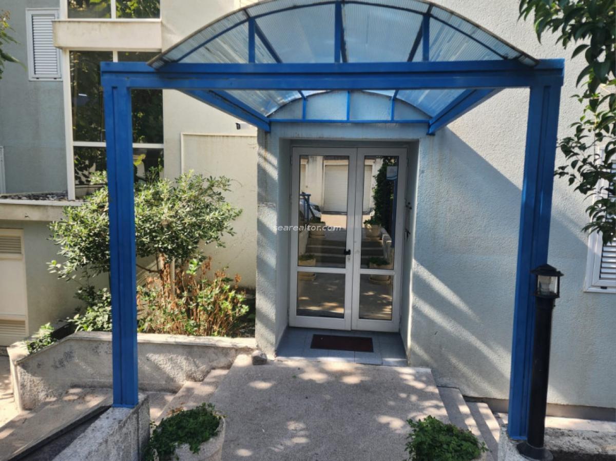 Two-bedroom apartment in a quiet neighborhood – Sveta Vrača, Kotor 10