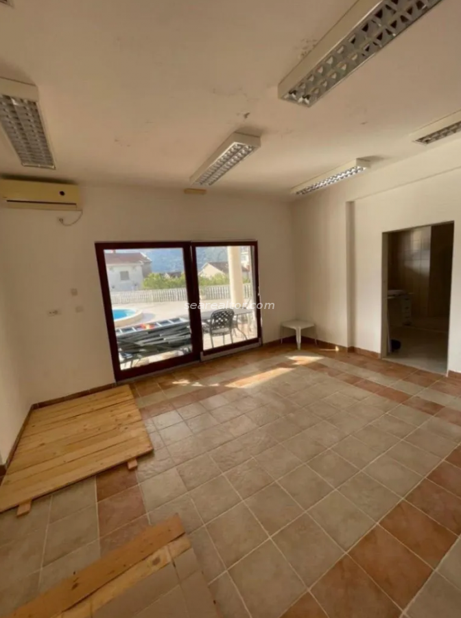 Multifunctional space, 189m2, Risan, Kotor 6