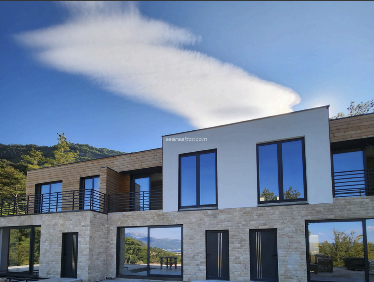 Modern two-story house in Kavač with a yard and parking