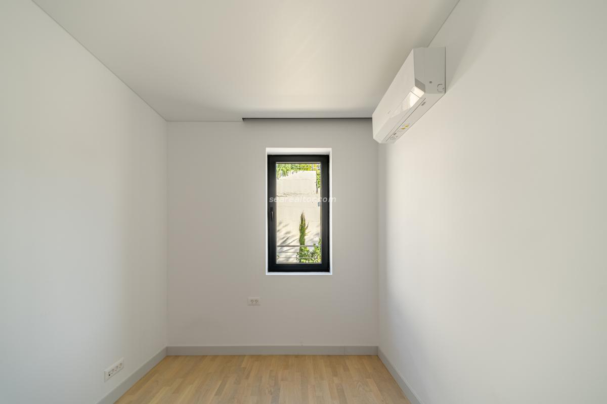 Modern two-story house in Kavač with a yard and parking 8
