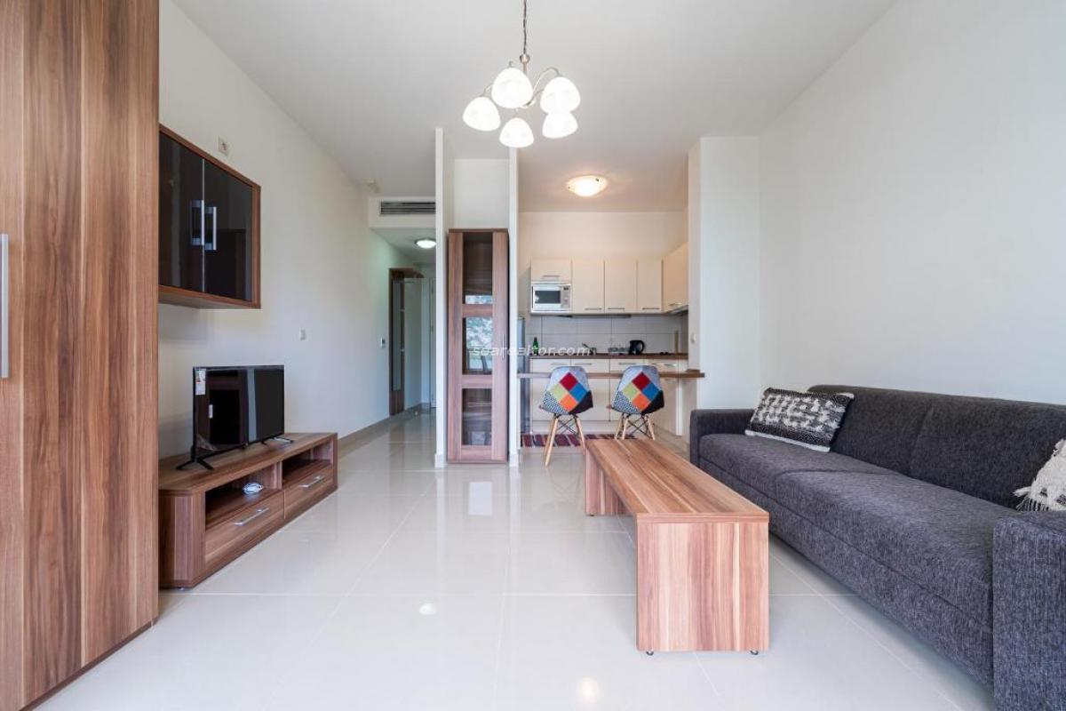 Studio apartment on the first line by the sea – Risan 7