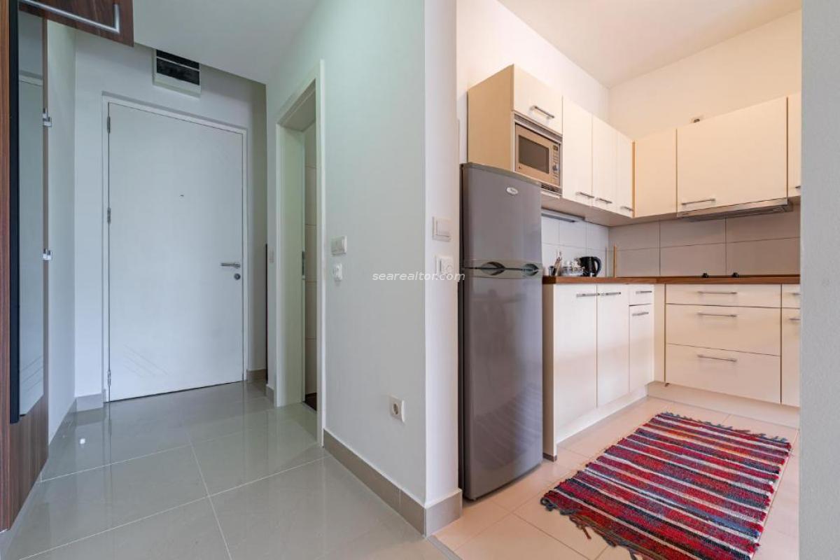 Studio apartment on the first line by the sea – Risan 9