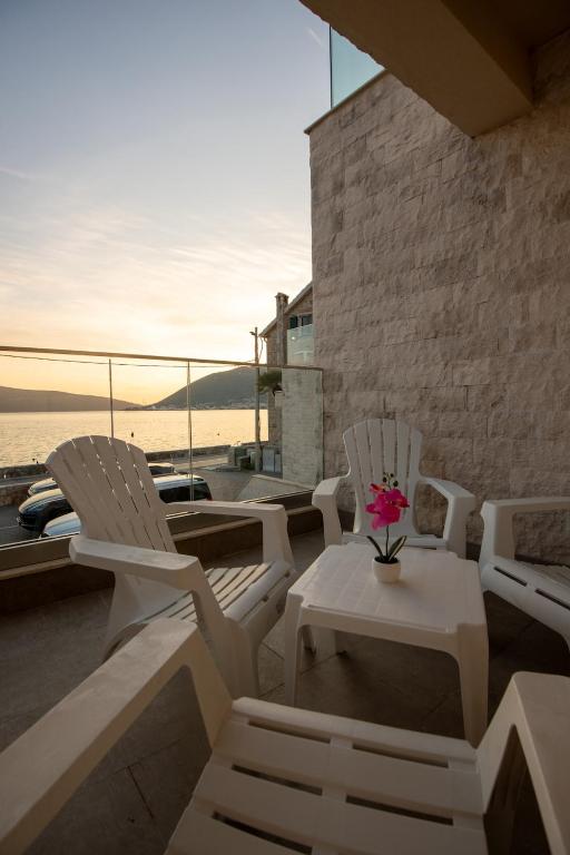 Modern one-bedroom apartment for rent in Tivat, Opatovo neighborhood — 20