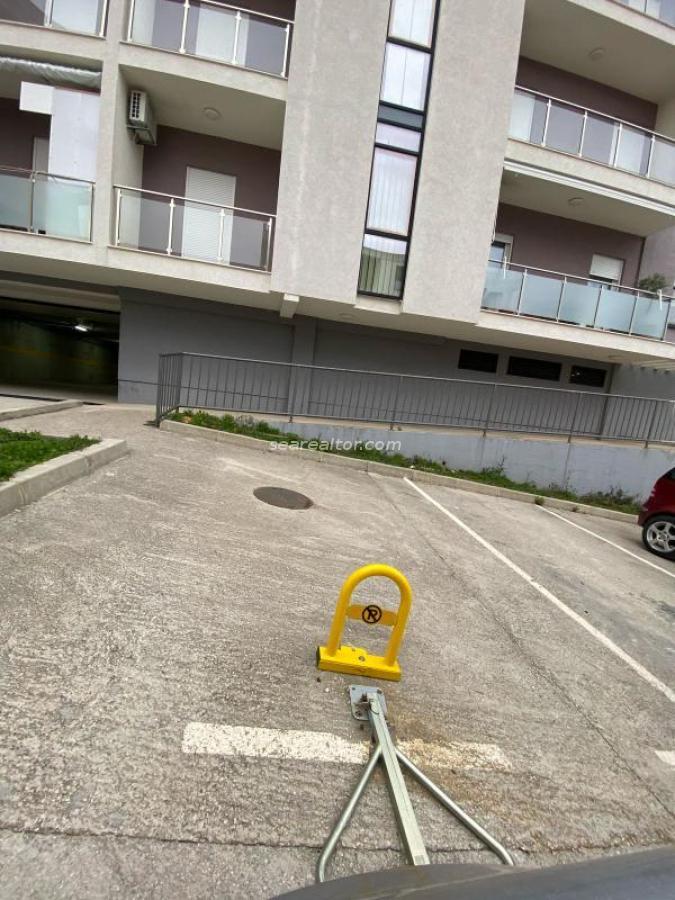 One bedroom apartment 55 m2 for rent in Kava, Tivat 7