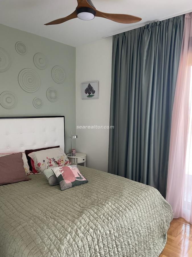Three-room apartment on the First Line of the Sea, 86 m2 - Bar 17