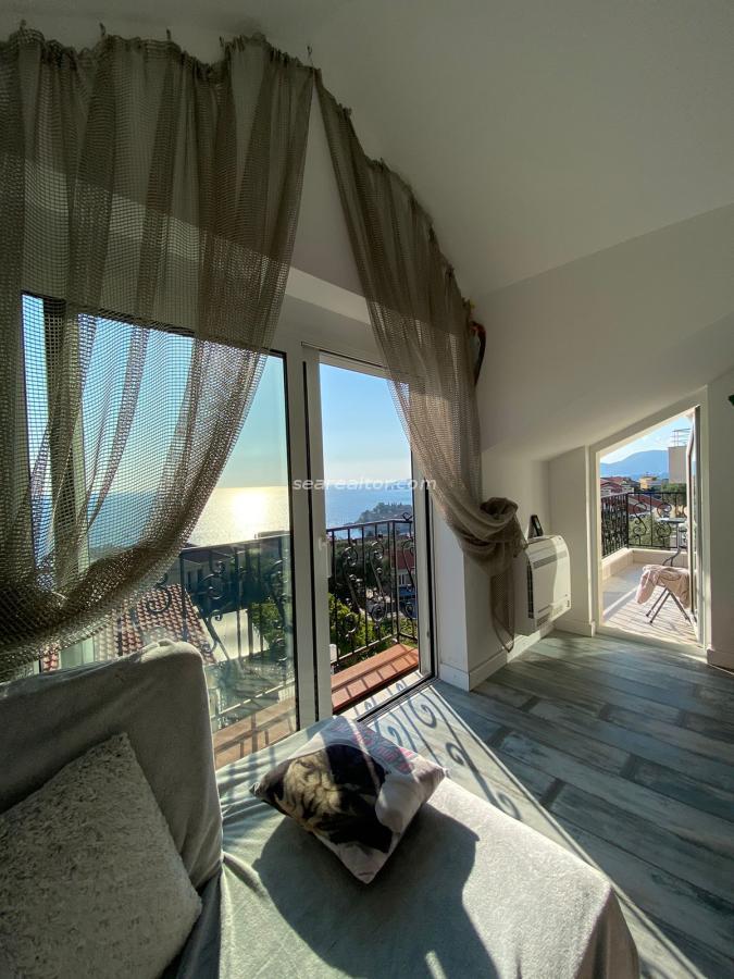 Penthouse in Sveti Stefan with sea view — 29