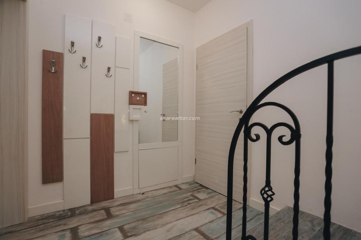 Penthouse in Sveti Stefan with sea view — 5