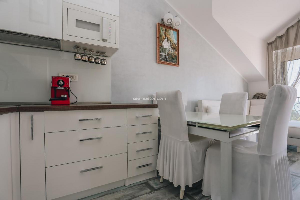 Penthouse in Sveti Stefan with sea view — 7
