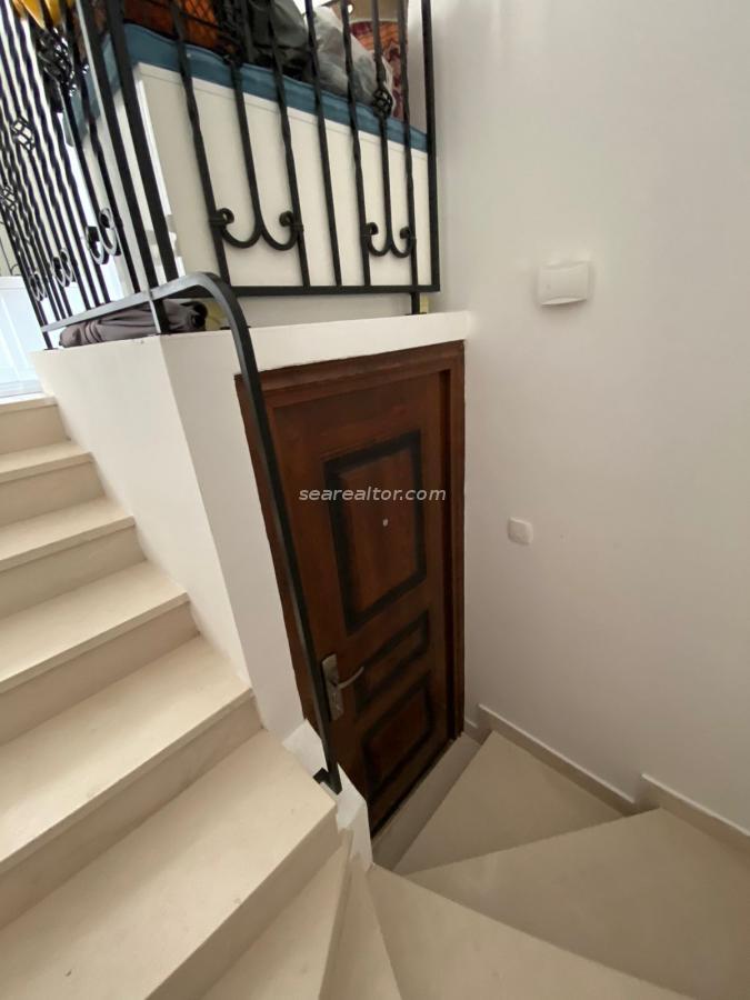 Penthouse in Sveti Stefan with sea view — 9