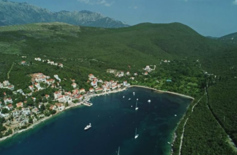 Nekretnina u Kotoru, 298m² 2