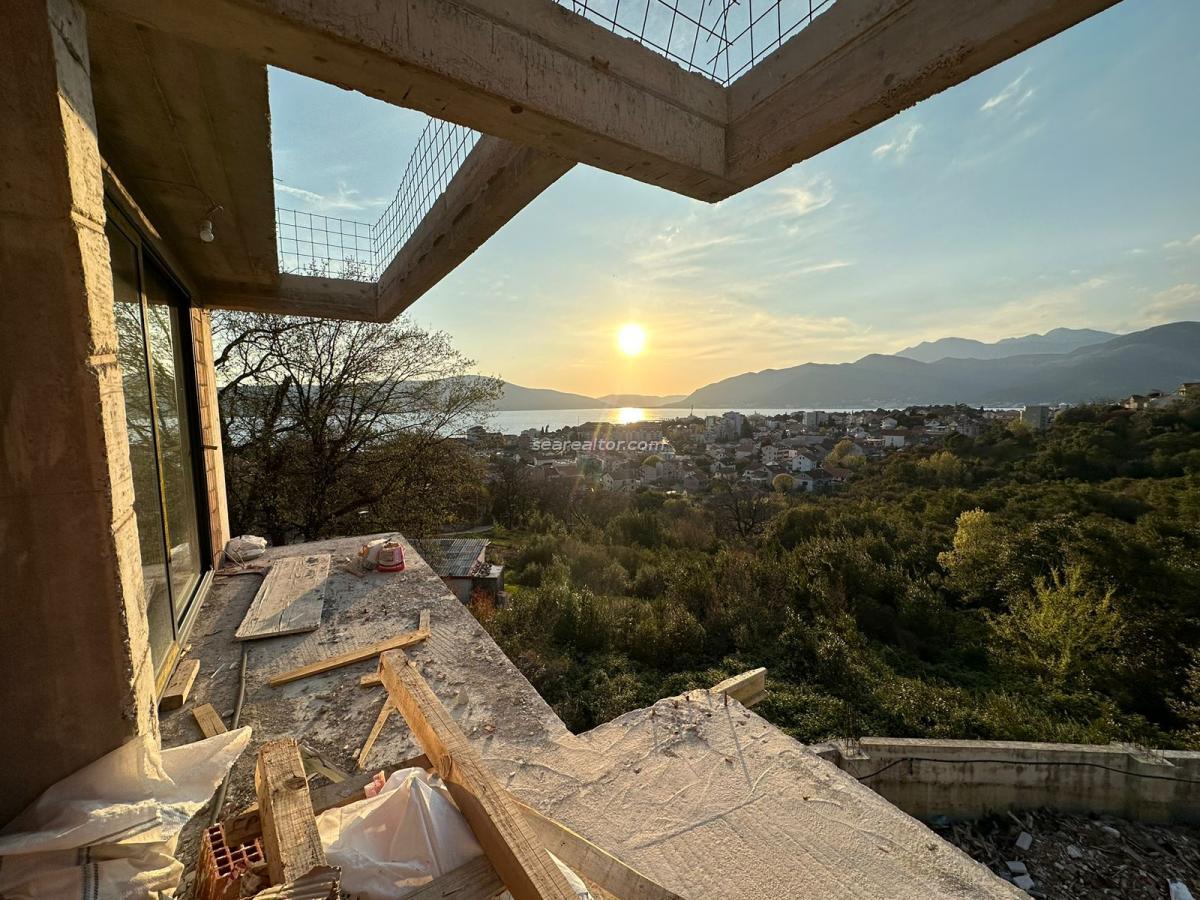 Modern three-story villa with panoramic sea view - Tivat — 3