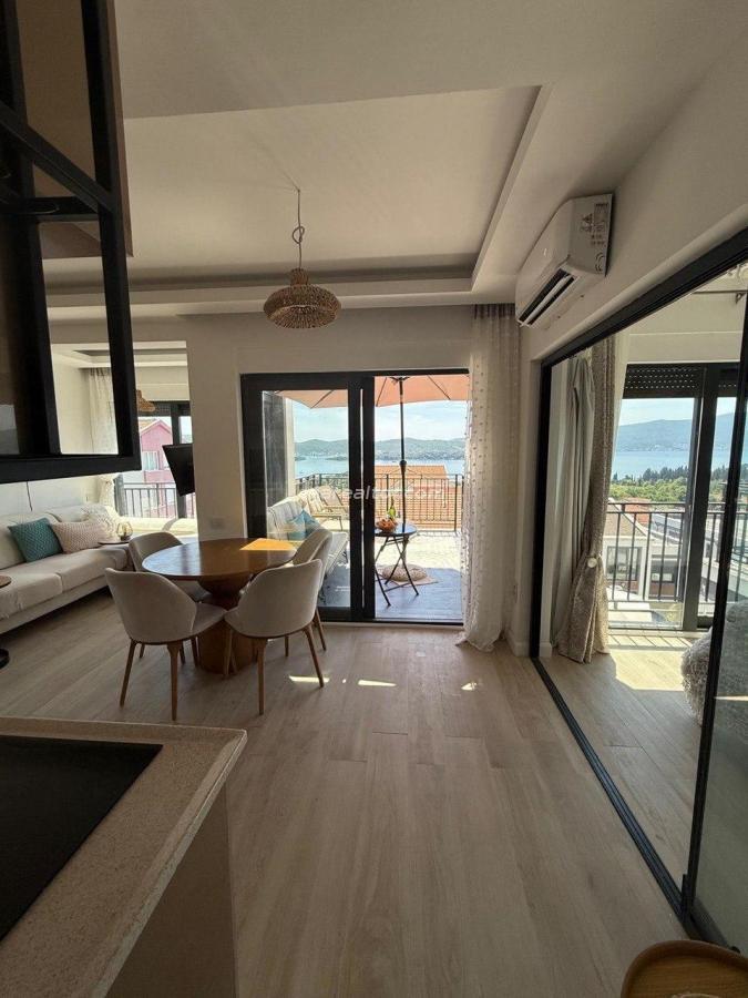 Modern two-bedroom apartment with panoramic sea views in Tivat 3
