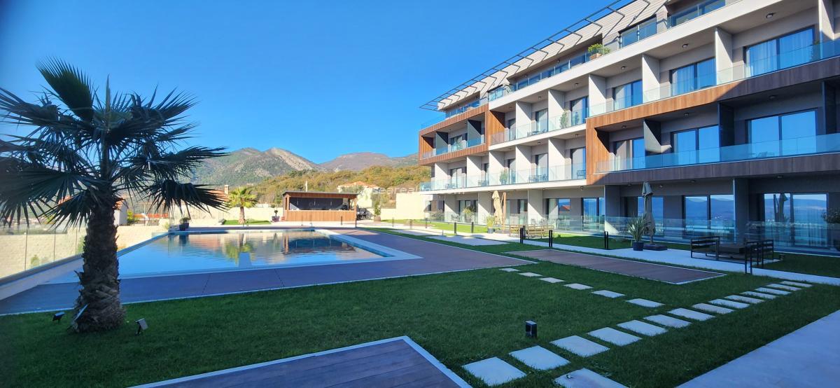 Modern Studio with Sea View - Tivat 3