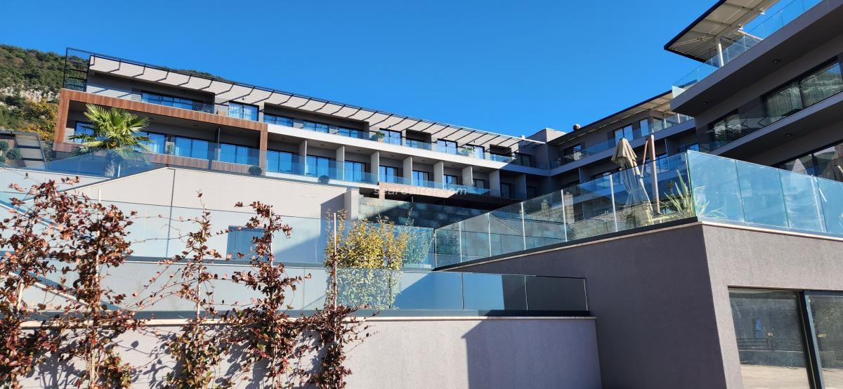 Modern Studio with Sea View - Tivat 5