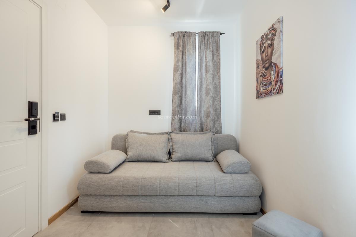 Hotel on the seashore with a swimming pool - Herceg Novi 24