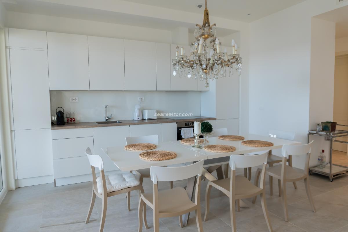 Dvosoban stan u Tivtu, 120m² 33