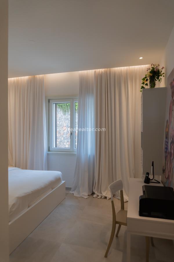 Dvosoban stan u Tivtu, 120m² 35
