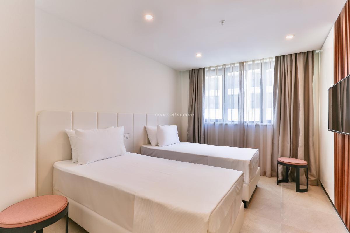 Two-bedroom apartment with a panoramic view of the sea in Rafailovići 21