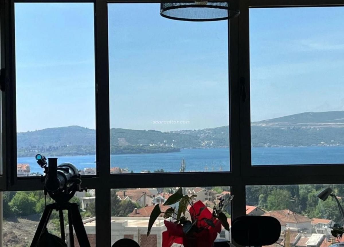 One-bedroom apartment with sea view for sale - Tivat