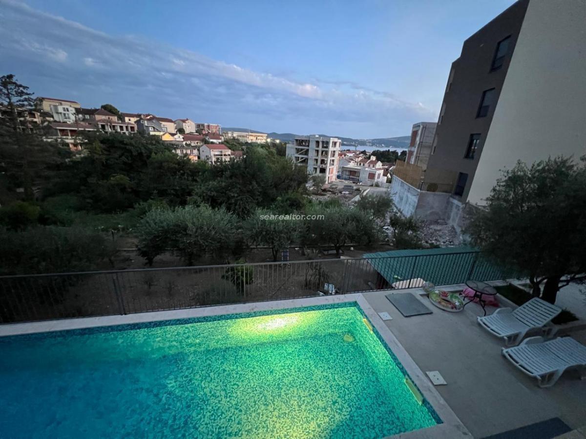 One-bedroom apartment with sea view for sale - Tivat 13