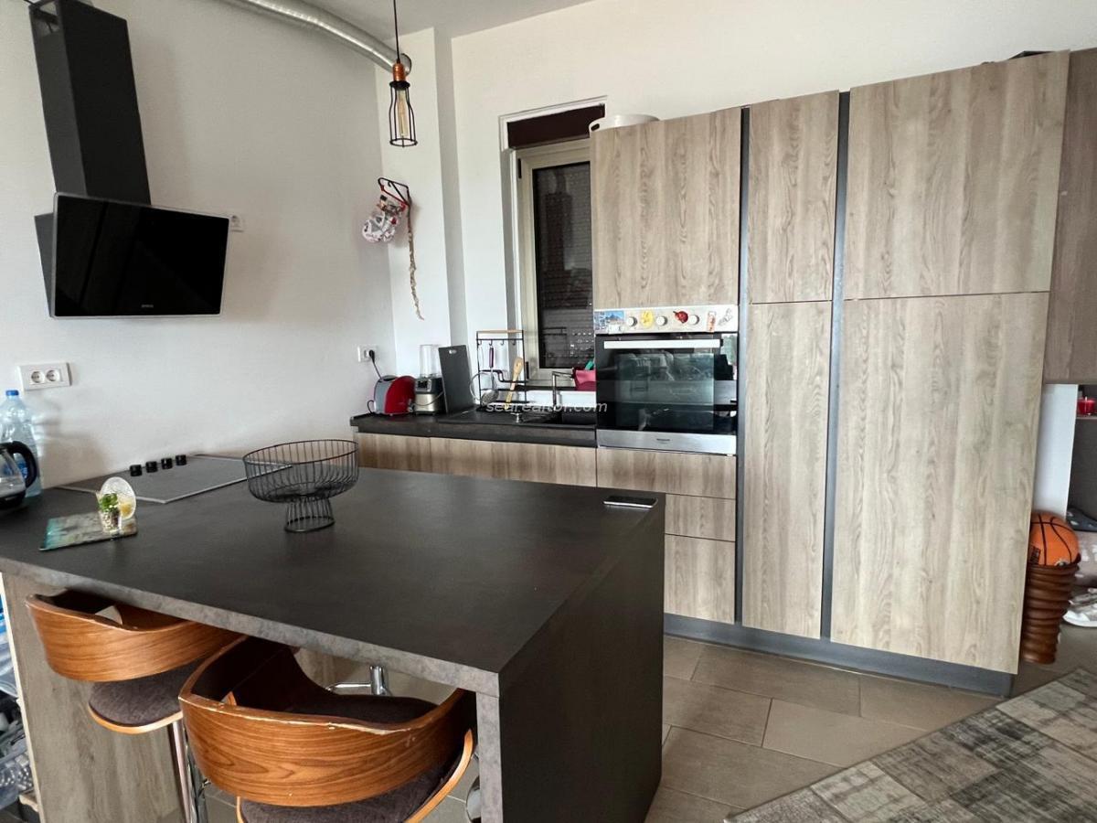 One-bedroom apartment with sea view for sale - Tivat 8