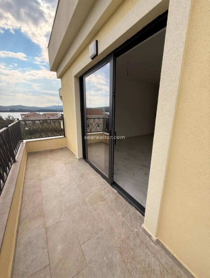 Jednosoban stan u Tivtu, 49m² — 2