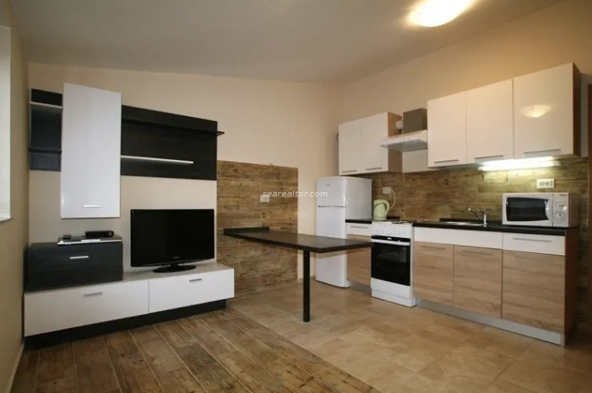 3-Story House 210m² with 3 Apartments - Opatovo, Tivat 5