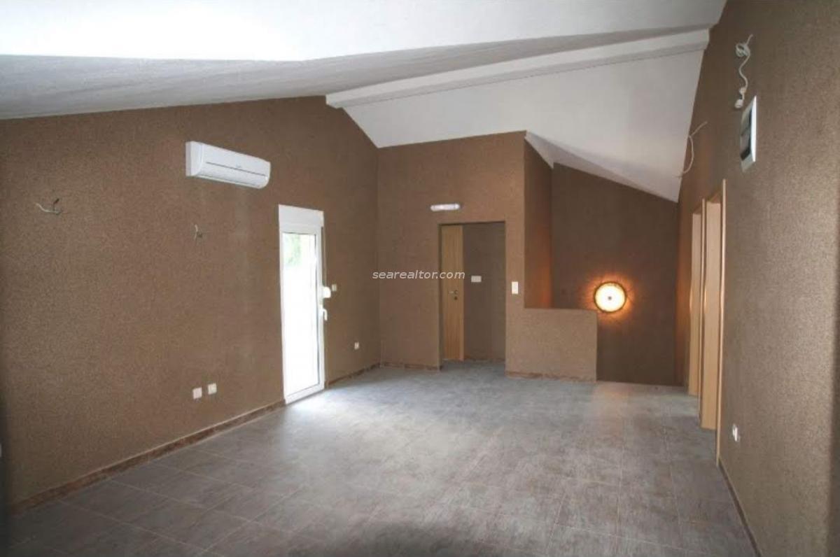 3-Story House 210m² with 3 Apartments - Opatovo, Tivat 9