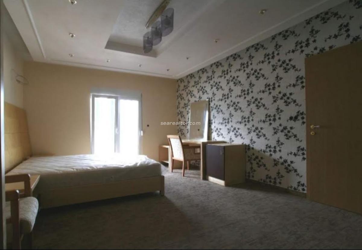 3-Story House 210m² with 3 Apartments - Opatovo, Tivat 10