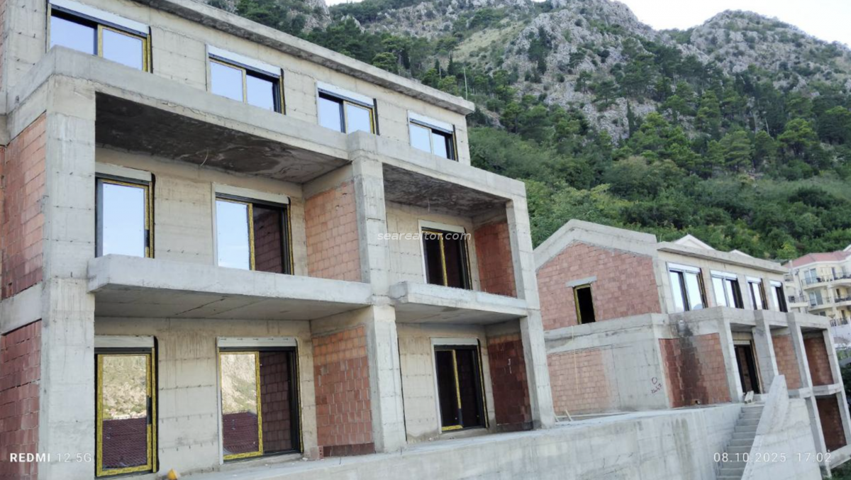 FOR SALE: Two-Bedroom Apartment with Sea View – Kotor 3