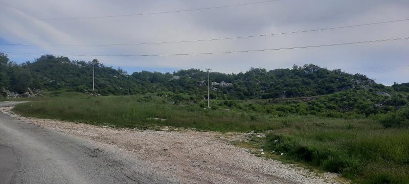 Plac na Cetinju, 0m² 7