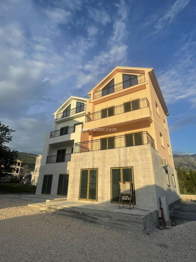 Two bedroom apartment 76m2 for sale - Tivat 2