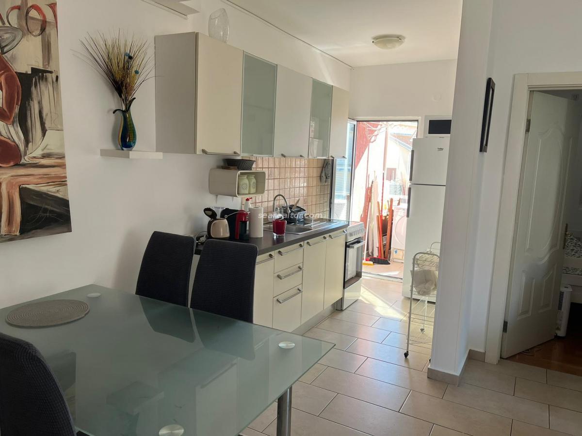 Two-room apartment 55m2 with terrace and private parking - Donja Lastva, Tivat 4