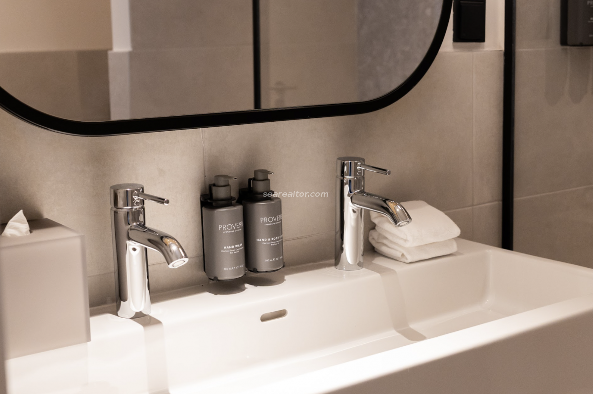 Luxurious one bedroom apartment for sale - Tivat, Porto Montenegro 12