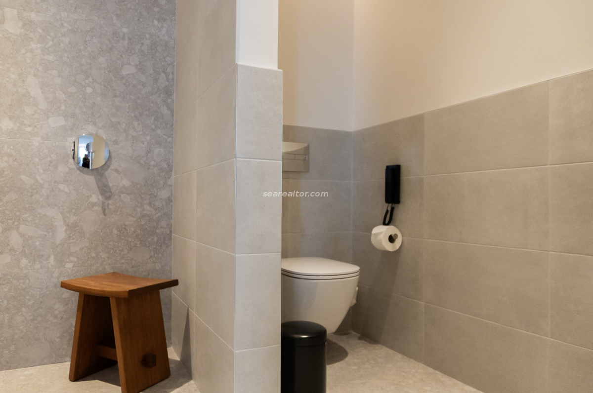 Luxurious one bedroom apartment for sale - Tivat, Porto Montenegro 21