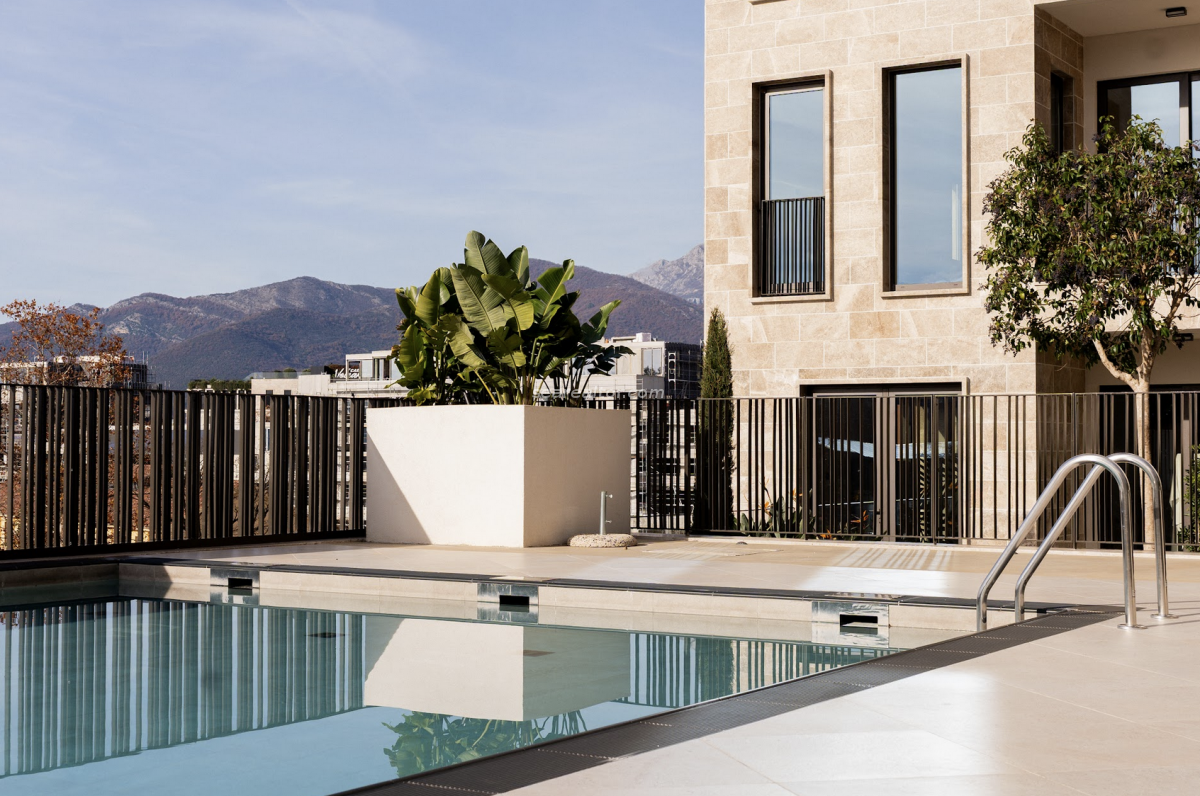 Studio apartment for sale - Tivat, Porto Montenegro
